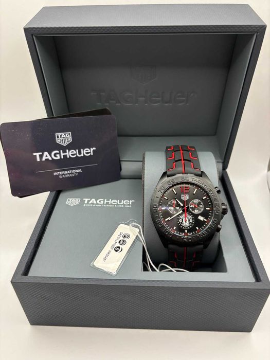 Мъжки часовник Tag Heuer Manchester United CAZ101J.FT8027