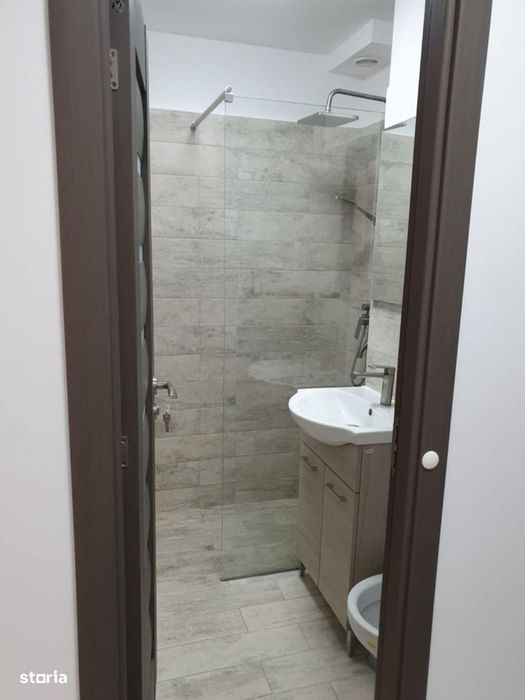 Apartament 2 camere zona AFI,CU SCARA INTERIOARA