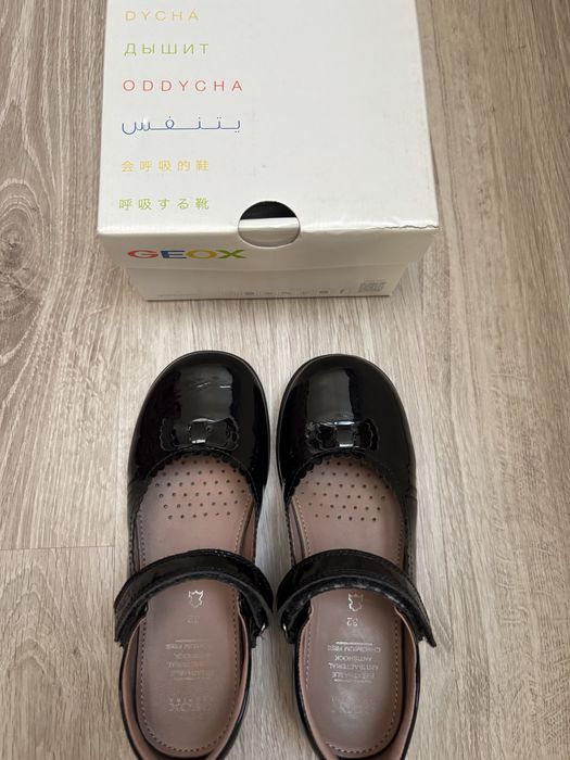 Balerini piele lacuita Geox, masura 32