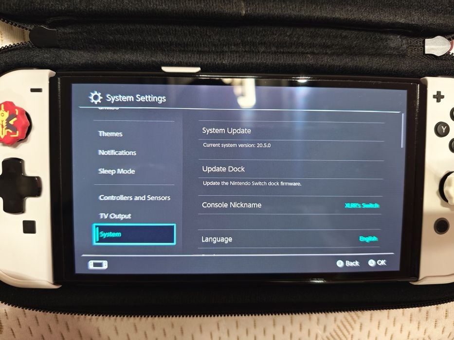 Продавам - Nintendo Switch Oled White