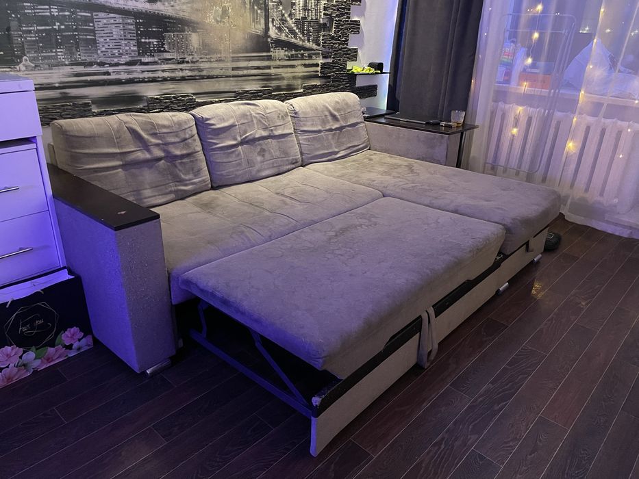 Продам угловой диван