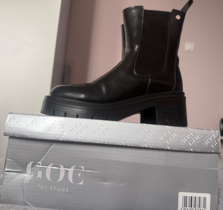 Боти естествена кожа Goe