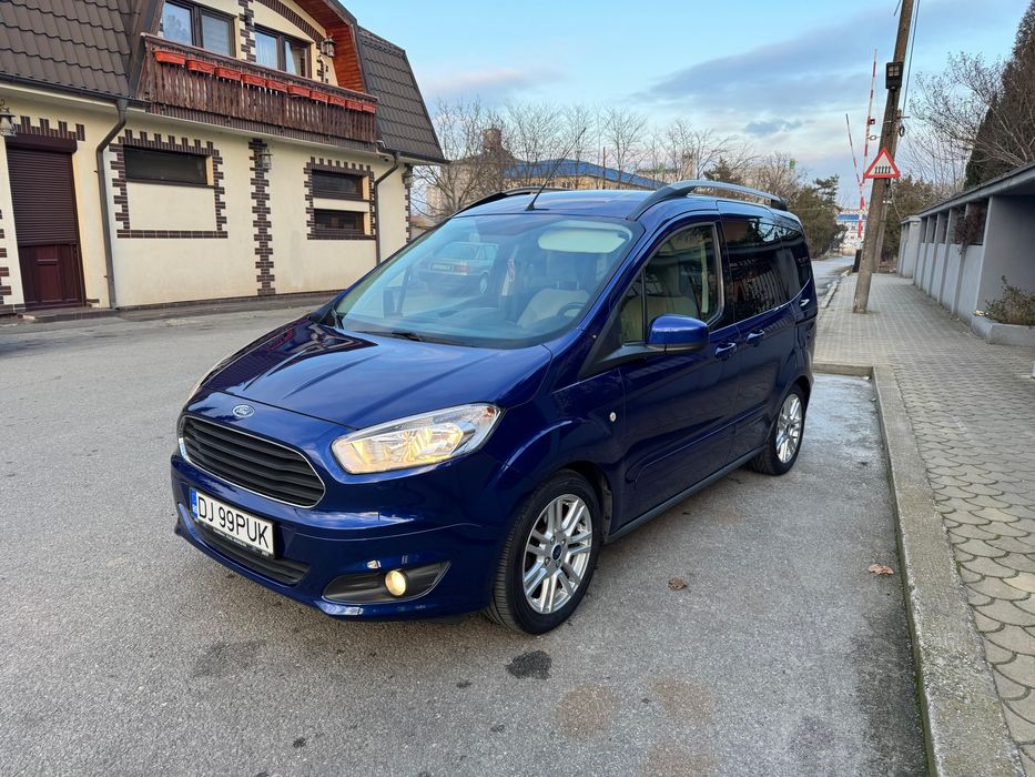 Ford Tourneo Courier Titanium