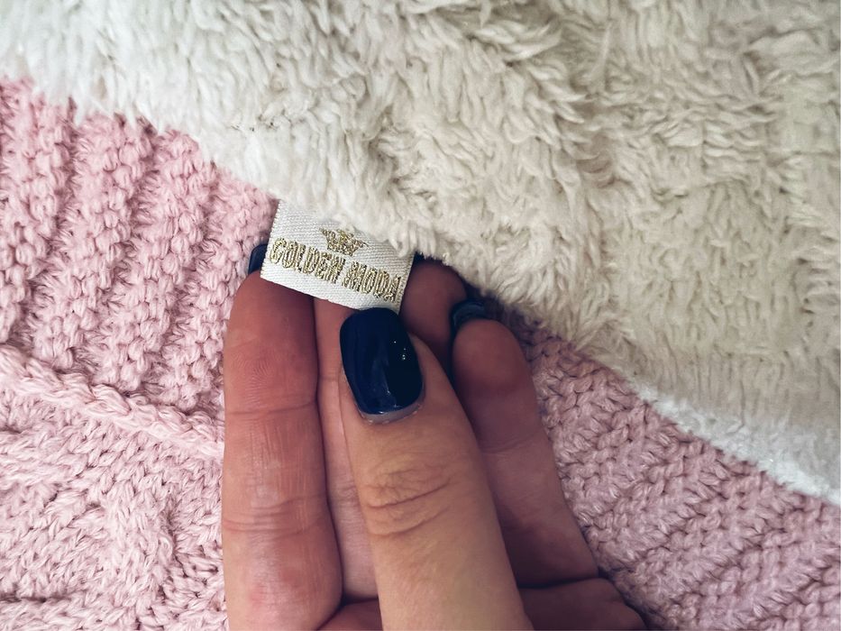 Тёплый и красивый конверт на выписку