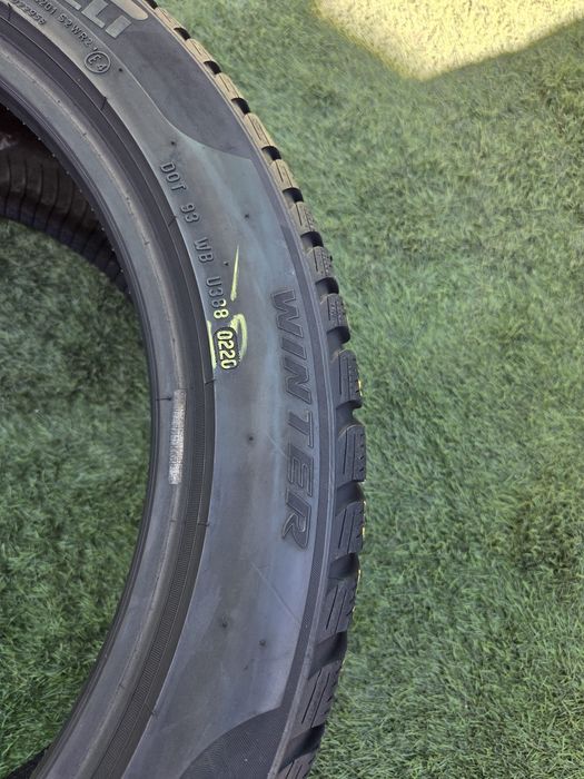 235 45 18 Pirelli
