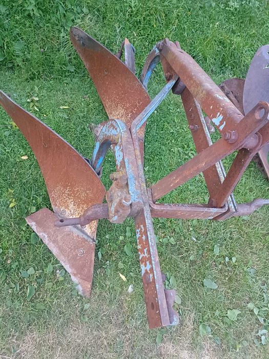 Pluguri sârbești cu 2 brazde