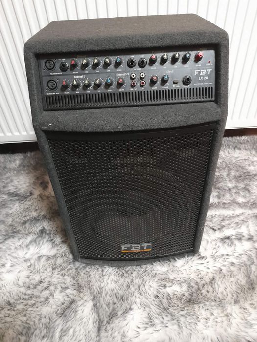 Set boxe cu amplificator si boxa