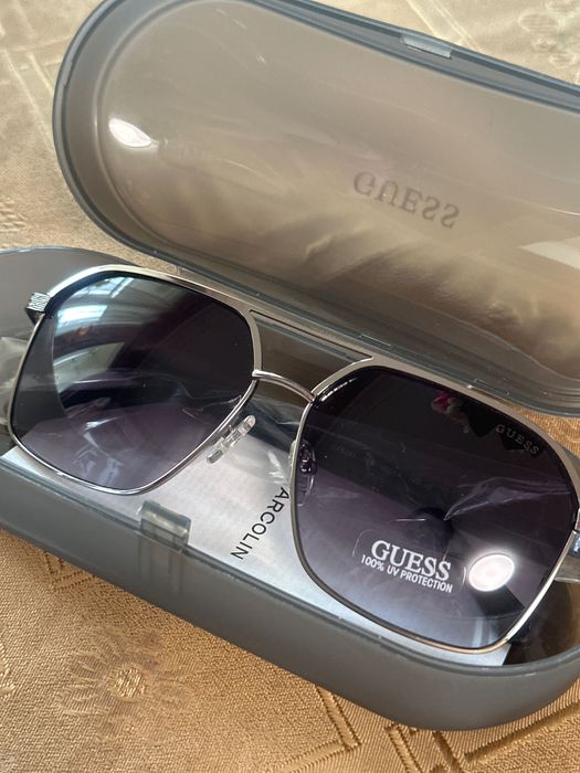 Мъжки слънчеви очила Guess