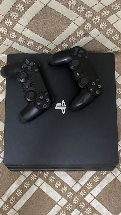 Playstation 4 PRO 1 TB
