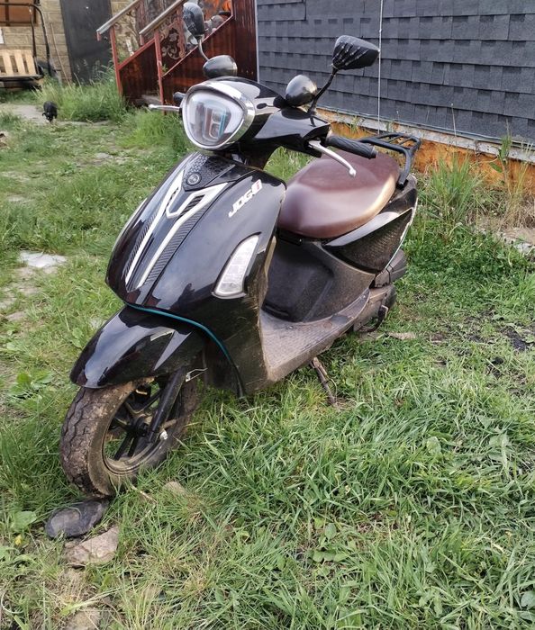 Продам скутер 125см³
