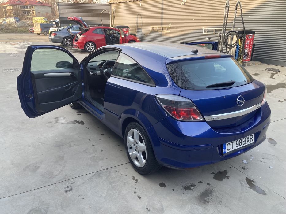 Opel Astra GTC 1.7 CDTI 2008