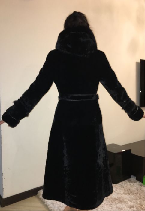 Платье, комбинезон, куртки, шуба