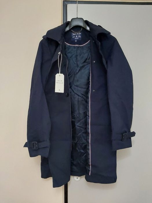 Тъмно синьо дамско манто