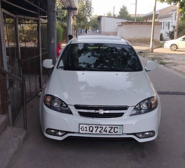 Lacetti  gentra 65.000 prabek toza moshina