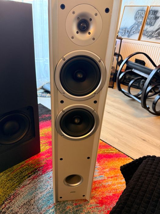 Boxe Jamo 718S bass puternic