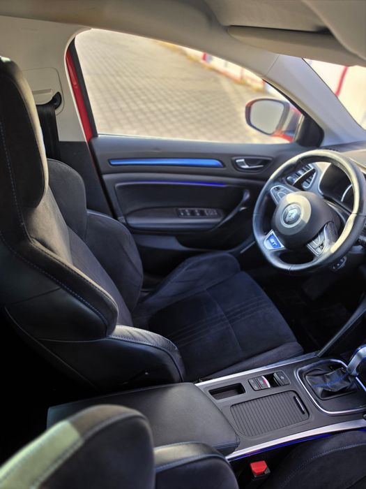 Renault Mégane IV GT 1.6 dCi 165 CP EDC Automată – 4Control – Full LED – Alcantara