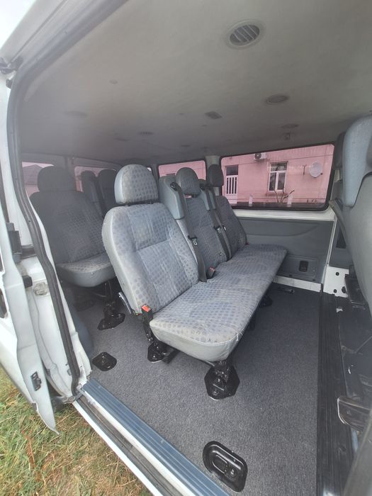 Ford Transit 2.2 disel 9 locuri an 2009