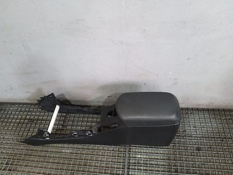 Cotiera toyota rav 4 a3 5881142030 5891142030