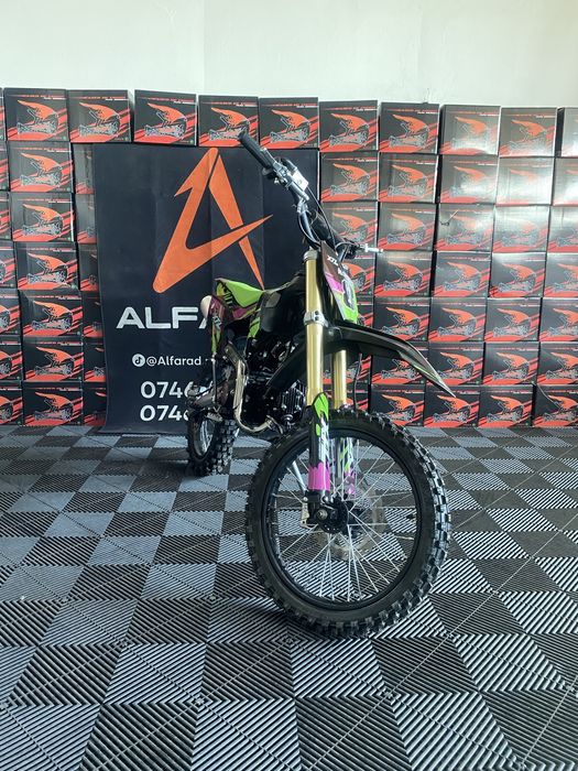 Cross  motocicleta 125cc xtl nou cu garantie si livrare in tara