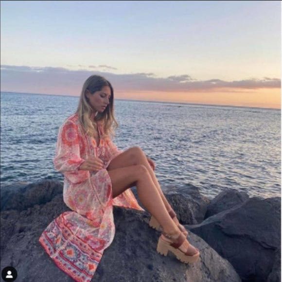 Zara Boho рокля - тип Кимоно