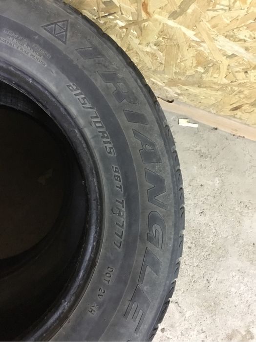 Продам резину 2 колеса Трианжел