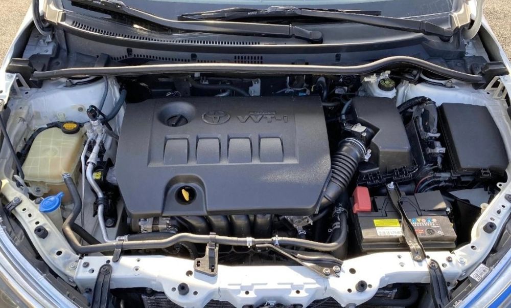 Тайота каролла 2013 гв