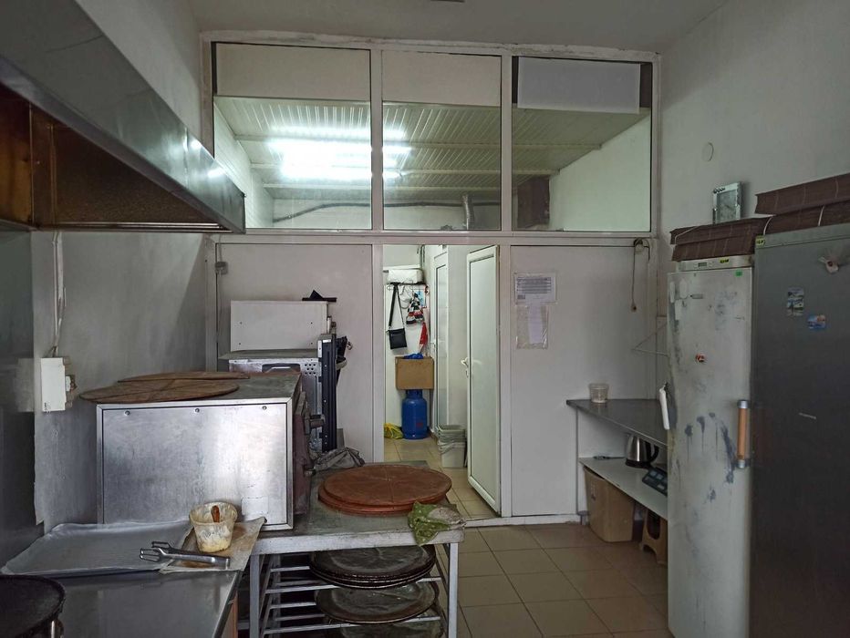 Дава под наем магазин гр. Хасково, бул.Раковски, срещу Ритейл парк