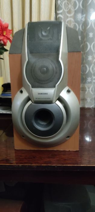 Продается колонка Samsung
