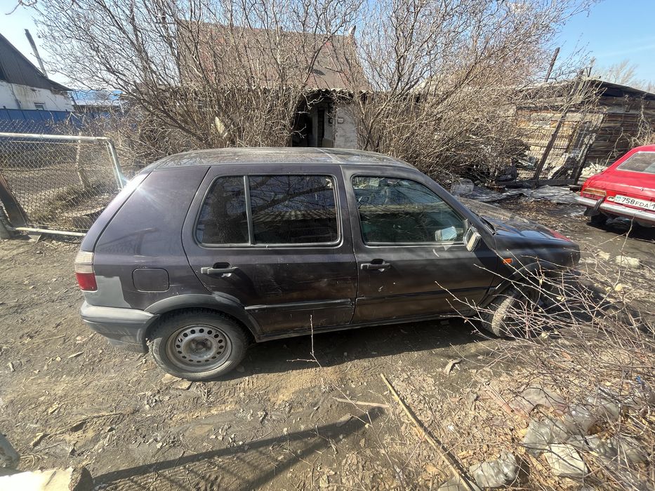 продам гольф 3  на разбор