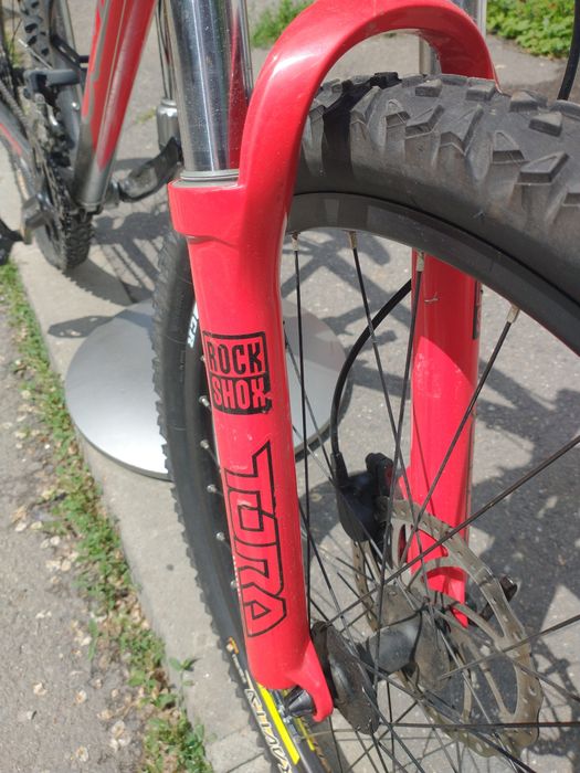 MTB Carrera Fury( Cadru L, Furca RockShox, Frana Hidraulic)