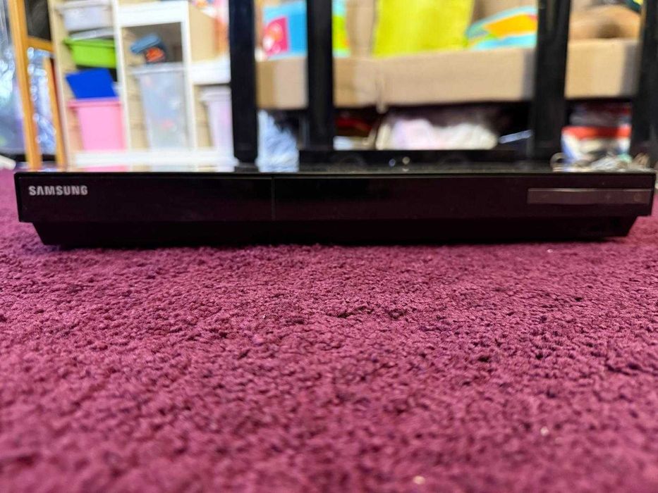 Home Cinema Samsung 5.1 surround Blu-Ray 3D HT E5550