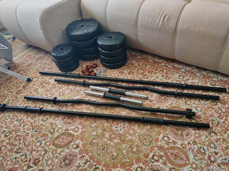 Vând bancă fitness + gantere