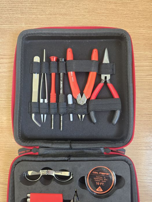 Trusă Coil Master DIY Kit V3 – folosită, cu accesorii cadou