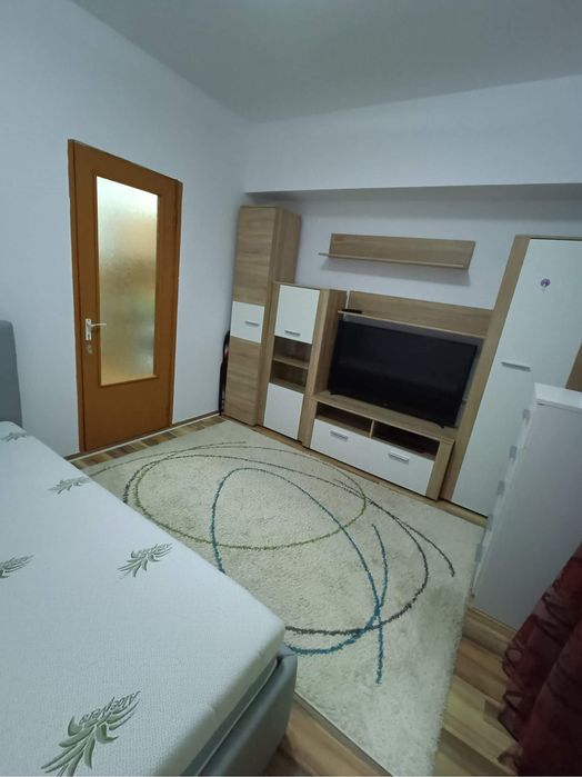 Vand garosniera Viile Sibiului mobilata utilata complet