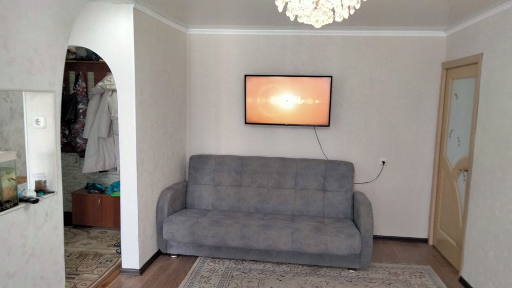 Продается 2 х ком квартира