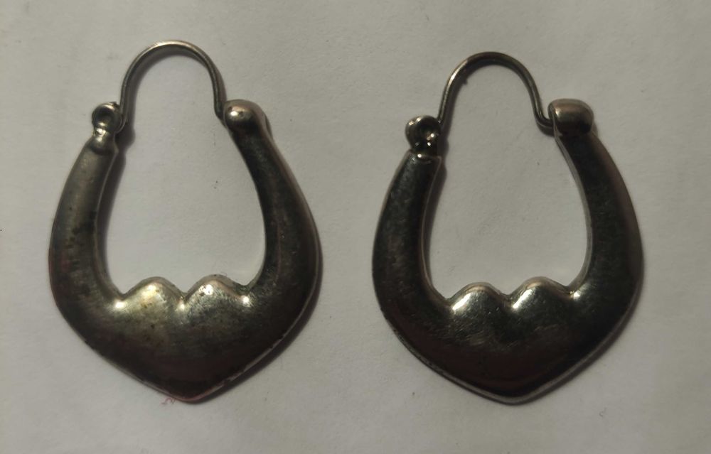 Серьга женская, старая