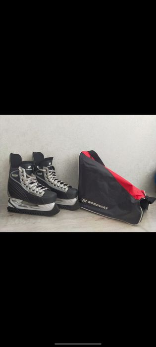 Срочно продам коньки