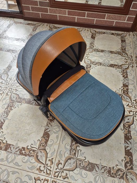 Продам детскую коляску.