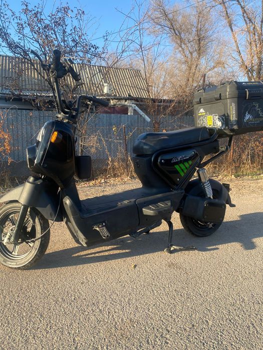 Электроскутер 1.000 ватник