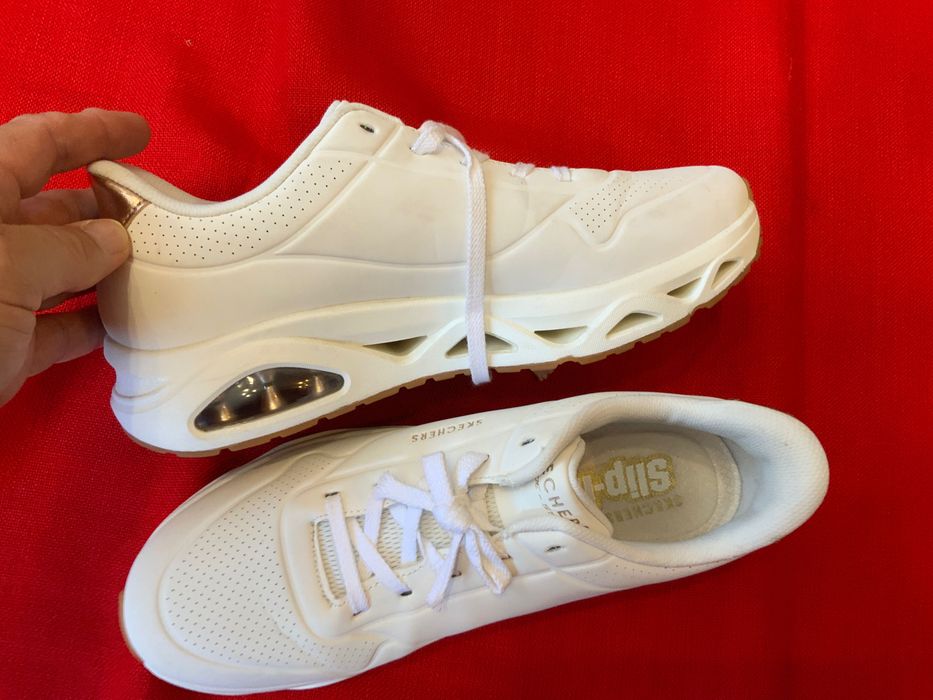 Skechers-оригинални маратонки 40 номер