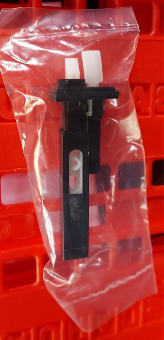 Заключващ механизъм за капак на резервоар Dacia Duster MK2 (2017-2024)