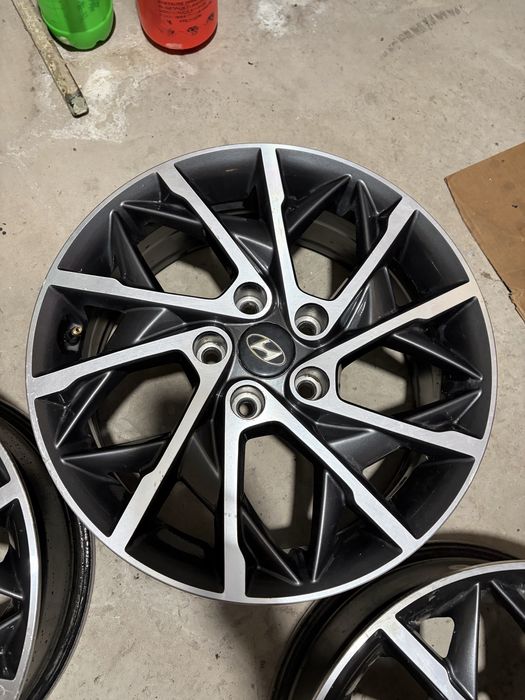 Elantra литые диски R17 комплект