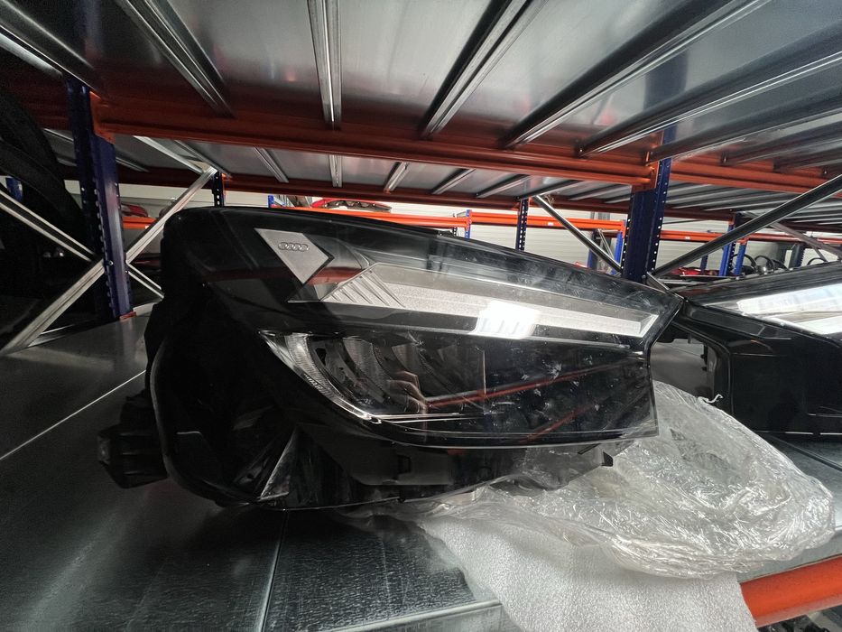 Aud Q4 E-tron full led фар