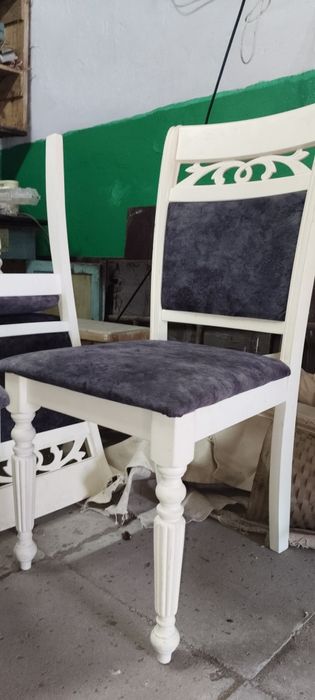 Продам деревянные стулья