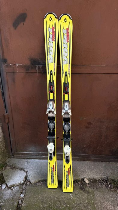 Schiuri Volkl in stare buna