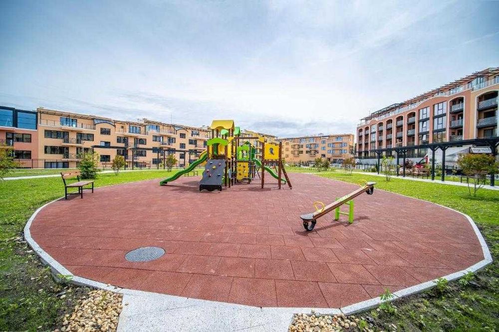 Дава се под наем Едностаен апартамент в к.к. Св.Св. Константин и Елена - 30 кв.м за 255 € - Снимка #7