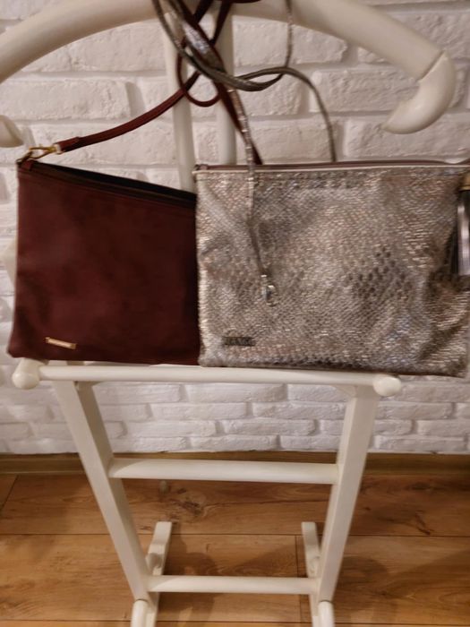 Продавам елегантни плик чанти