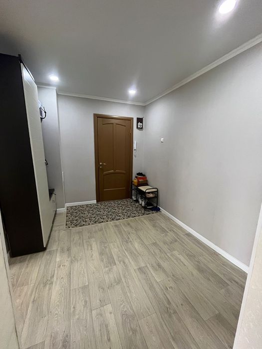 Продам 2 комнатную квартиру