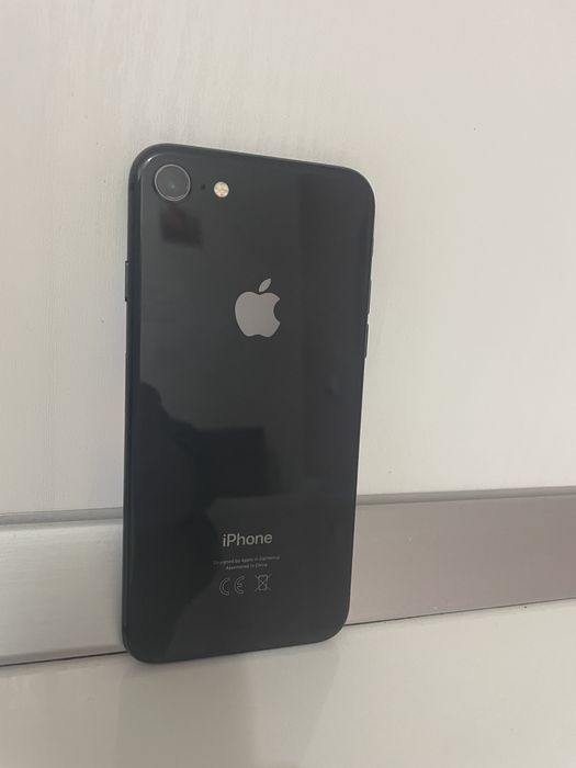 iPhone 8 impecabil