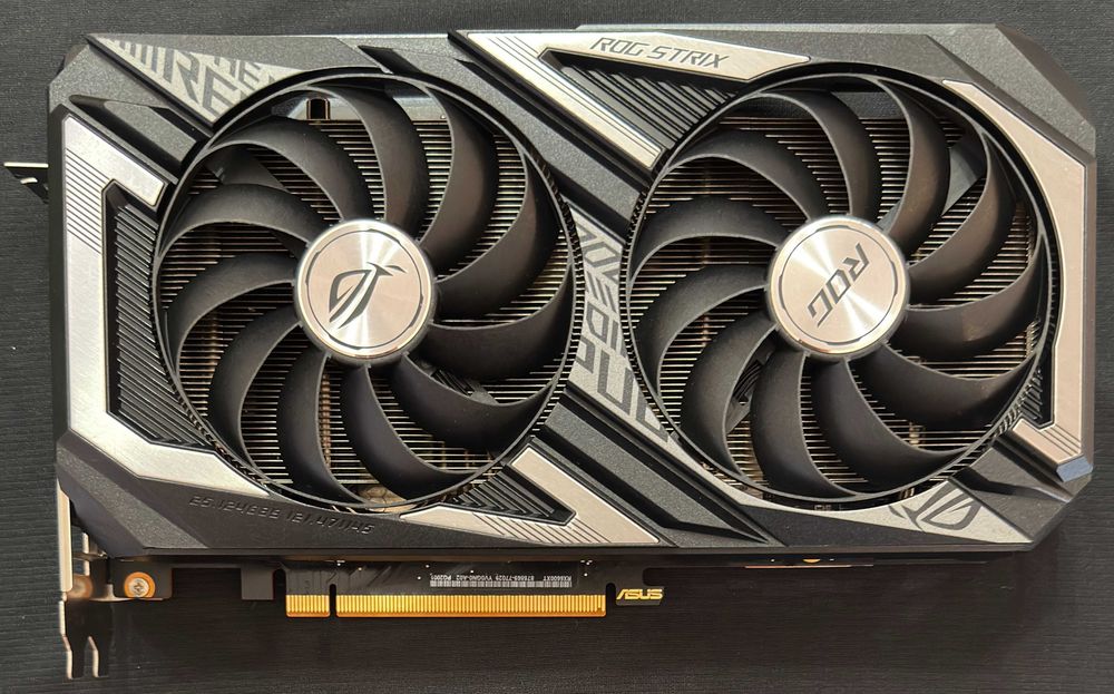 ТОП състояние Видео карта ASUS ROG Strix Radeon RX 6600 XT OC Edition 8GB GDDR6